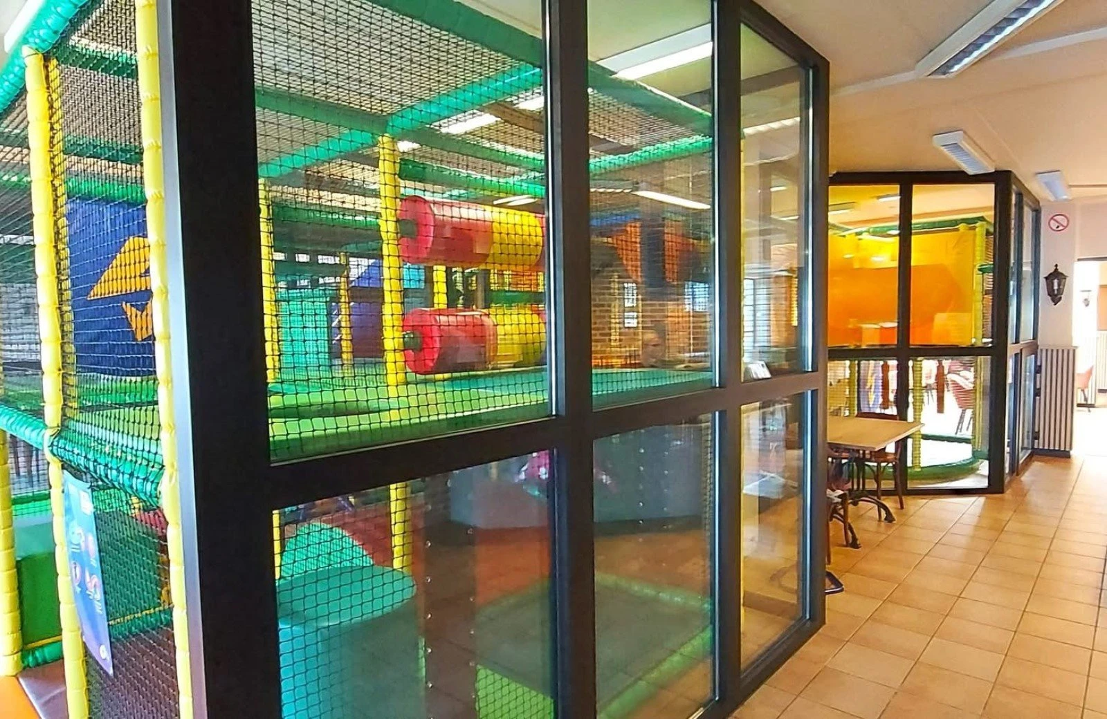 Indoor speeltuin wilhelm tell 4